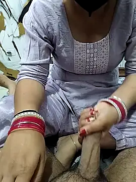 Sexy Seductive couple online show from 04-08-26, 04:30