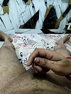 Sexy Seductive couple online show from 04-28-26, 03:44