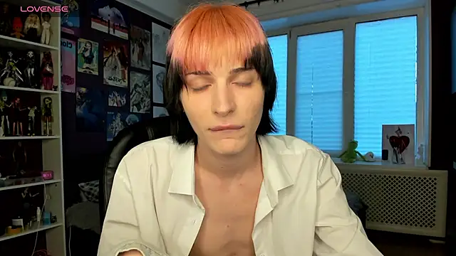 sweet peach    online show from 05-17-26, 06:19