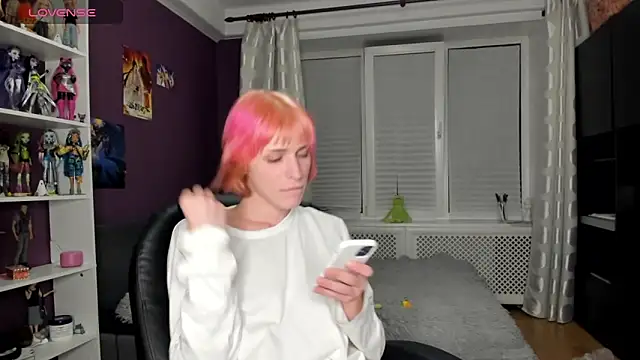 sweet peach    online show from 05-05-26, 08:34