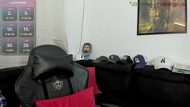 sweetlatinoboy online show from 04-12-26, 10:46