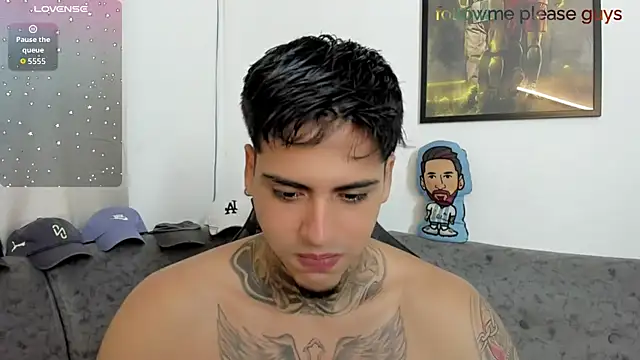 sweetlatinoboy online show from 06-21-26, 12:44
