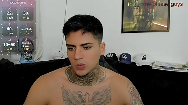 sweetlatinoboy online show from 04-17-26, 11:07