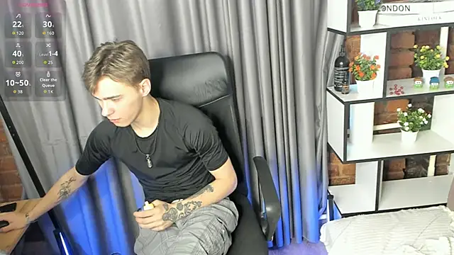 Shadow blink online show from 04-23-26, 12:51