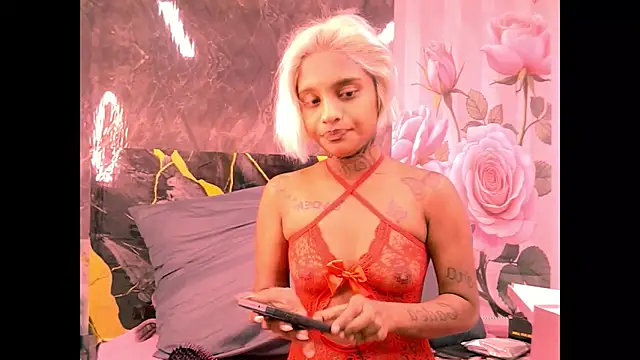 Snapshot of indian_barbie chatting on 06-04-26, 05:39 indian barbie online show from 06-04-26, 05:39