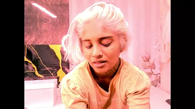 Snapshot of indian_barbie chatting on 05-23-26, 08:57 indian barbie online show from 05-23-26, 08:57