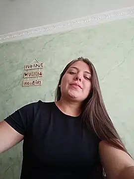 Snapshot of EmiilyStonee chatting on 06-02-26, 01:55 EmiilyStonee online show from 06-02-26, 01:55