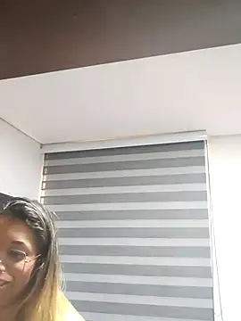 Snapshot of Melisa_14 chatting on 05-21-26, 01:41 Melisa 14 online show from 05-21-26, 01:41