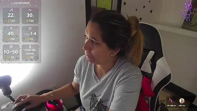Snapshot of Melisa_14 chatting on 05-20-26, 12:24 Melisa 14 online show from 05-20-26, 12:24