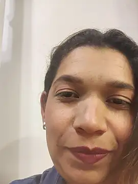 Melisa 14 online show from 04-18-26, 11:45