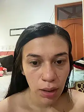 chloe evans0 online show from 07-05-26, 08:48