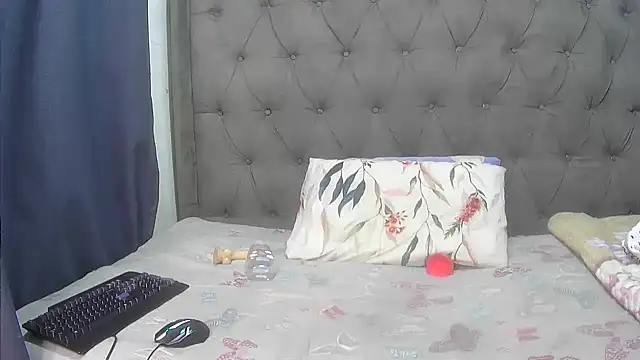 Sexy-Dinamy online show from 04-25-26, 10:29