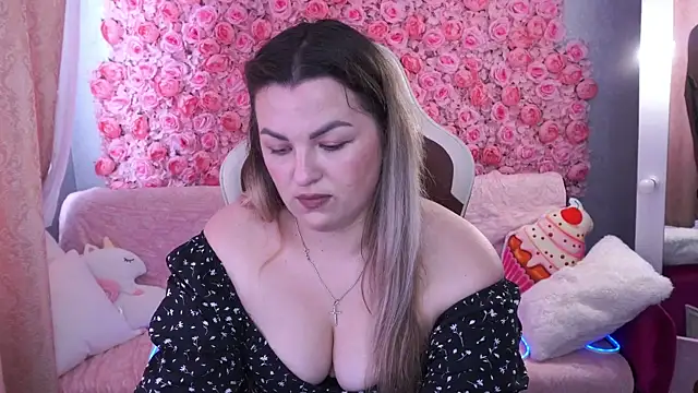 Snapshot of AlissyaGrayy chatting on 05-25-26, 12:37 AlissyaGrayy online show from 05-25-26, 12:37