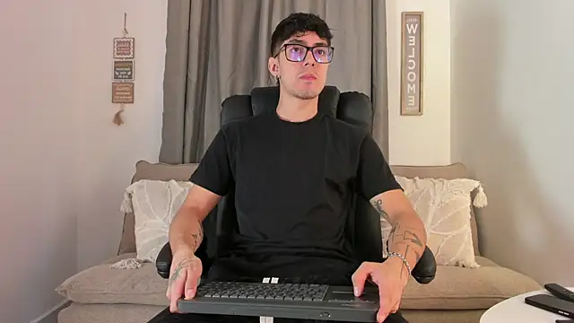 etham wolf1 online show from 03-25-26, 05:34