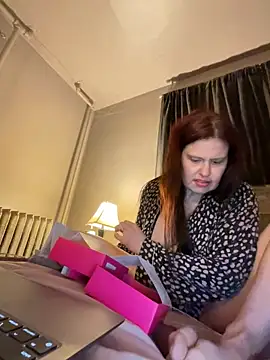 JulieetteLatte online show from 04-21-26, 12:34