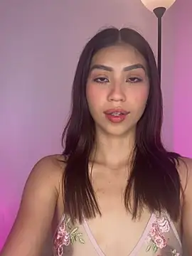 Lorraine8  online show from 04-23-26, 09:49