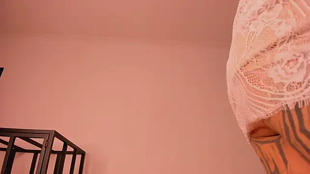 AuroraWishes online show from 05-27-26, 01:57