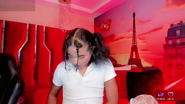 Paola Delfino online show from 05-29-26, 11:27