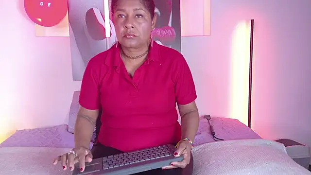 Miia Blace online show from 06-18-26, 04:00