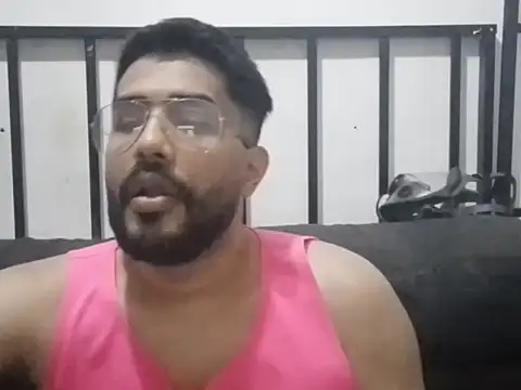 Yokitox online show from 03-18-26, 07:44