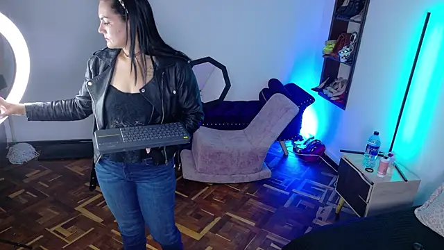 Snapshot of Scarlet_Hiit chatting on 07-03-26, 04:19 Scarlet Hiit online show from 07-03-26, 04:19