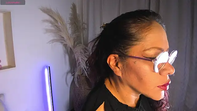 Snapshot of Mariia_Paulaa chatting on 05-21-26, 04:21 Mariia Paulaa online show from 05-21-26, 04:21