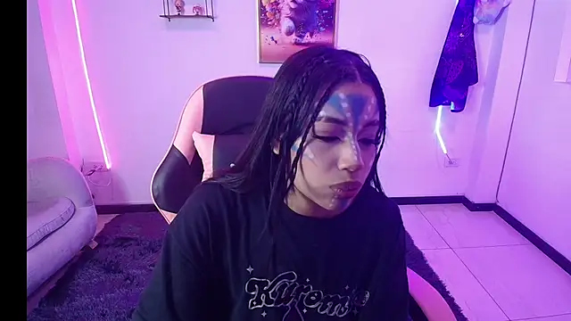 AryahMoonn online show from 04-30-26, 03:35