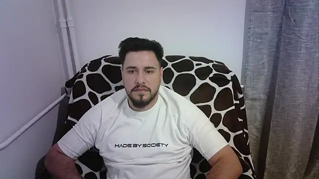 Gianiboy99 online show from 05-08-26, 07:28