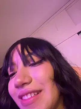 MayyBonita online show from 04-28-26, 03:49