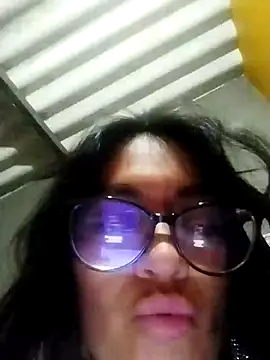 LatinSquirtBaby online show from 06-07-26, 02:39