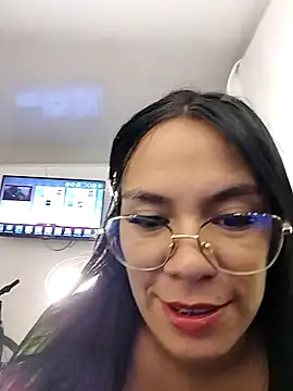 Scarleth moon online show from 04-06-26, 05:41