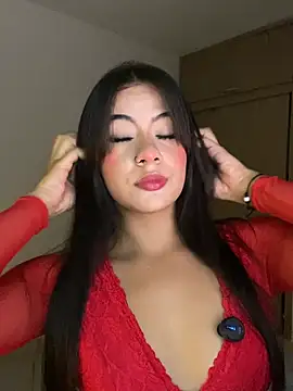 Snapshot of DahliaRouse chatting on 05-08-26, 12:25 DahliaRouse online show from 05-08-26, 12:25
