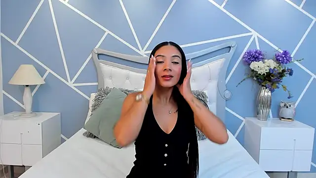 Snapshot of EmmaFosther chatting on 07-28-26, 05:12 EmmaFosther online show from 07-28-26, 05:12
