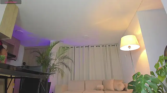 Aleja evangeline online show from 03-25-26, 09:24