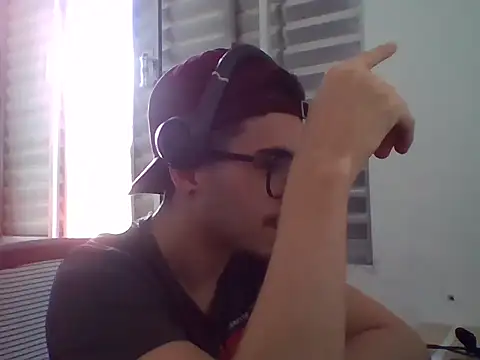 Snapshot of Rafazinhou chatting on 03-20-26, 05:47 Rafazinhou online show from 03-20-26, 05:47