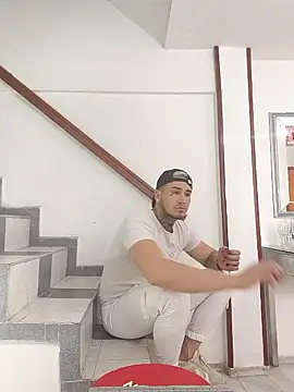 AndresXm  online show from 03-18-26, 02:26