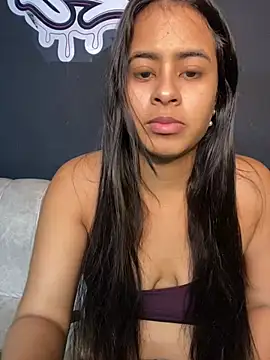 Snapshot of lucirganaxxx chatting on 04-28-26, 03:22 lucirganaxxx online show from 04-28-26, 03:22