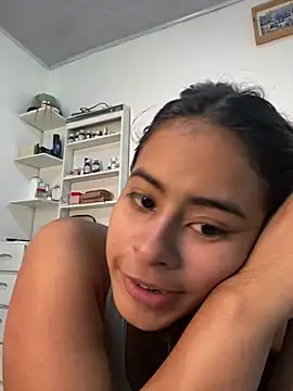 lucirganaxxx online show from 03-24-26, 04:29