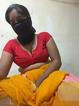 Snapshot of Surbhibaby chatting on 05-31-26, 04:57 Surbhibaby online show from 05-31-26, 04:57