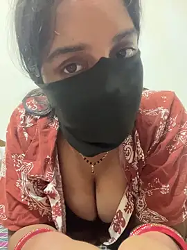 Snapshot of Surbhibaby chatting on 06-12-26, 05:21 Surbhibaby online show from 06-12-26, 05:21