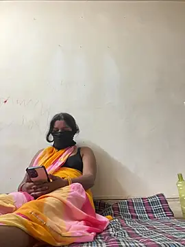 Snapshot of Surbhibaby chatting on 03-25-26, 05:23 Surbhibaby online show from 03-25-26, 05:23