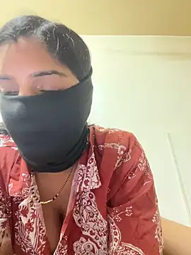 Snapshot of Surbhibaby chatting on 05-08-26, 05:28 Surbhibaby online show from 05-08-26, 05:28