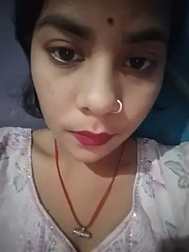 Pallavi cute online show from 05-21-26, 04:15