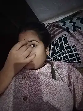 Pallavi cute online show from 06-11-26, 05:21