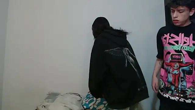 Snapshot of xxcodyxx666_ chatting on 04-12-26, 11:30 xxcodyxx666 online show from 04-12-26, 11:30