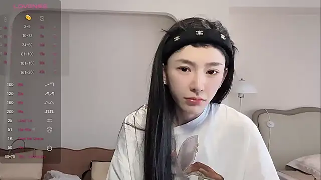 kiki-12 online show from 05-08-26, 06:06