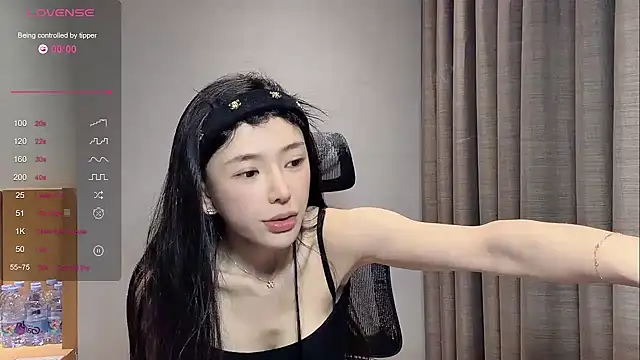 kiki-12 online show from 04-14-26, 11:54