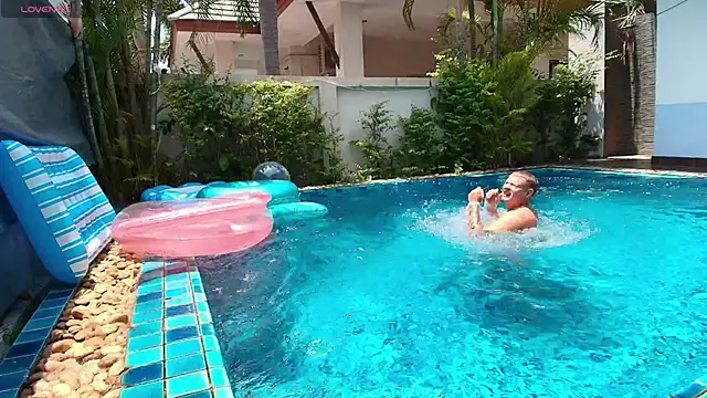 Rosy Aleks online show from 04-03-26, 05:47