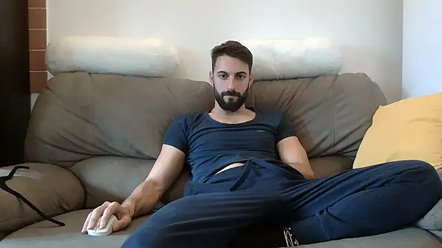 Snapshot of AmicisegretiITA chatting on 04-01-26, 11:22 AmicisegretiITA online show from 04-01-26, 11:22