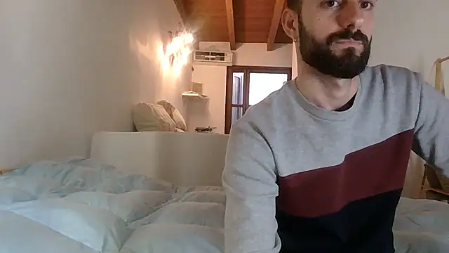 Snapshot of AmicisegretiITA chatting on 04-06-26, 09:32 AmicisegretiITA online show from 04-06-26, 09:32